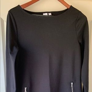 GAP women’s black dress